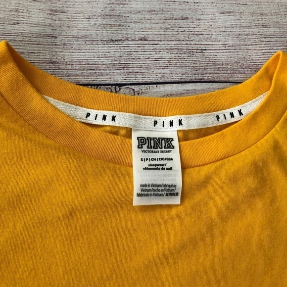 Perfect Crew Tee Size Small - Picture 3 of 4